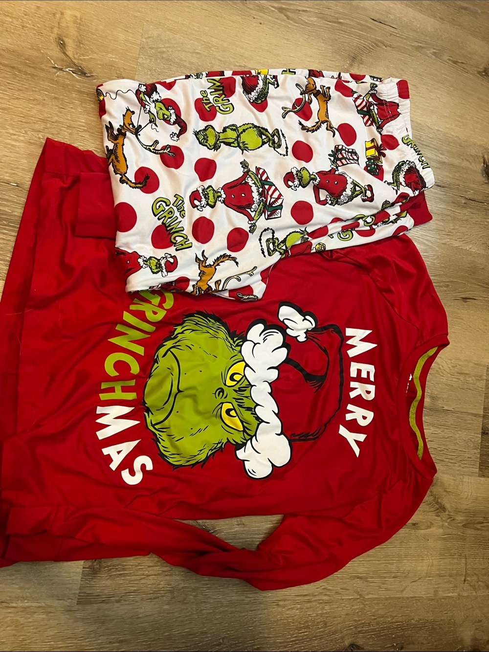 Dr. Seuss The Grinch Jammie’s